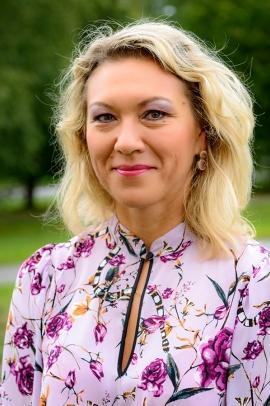 Must-Vikman, Maarja